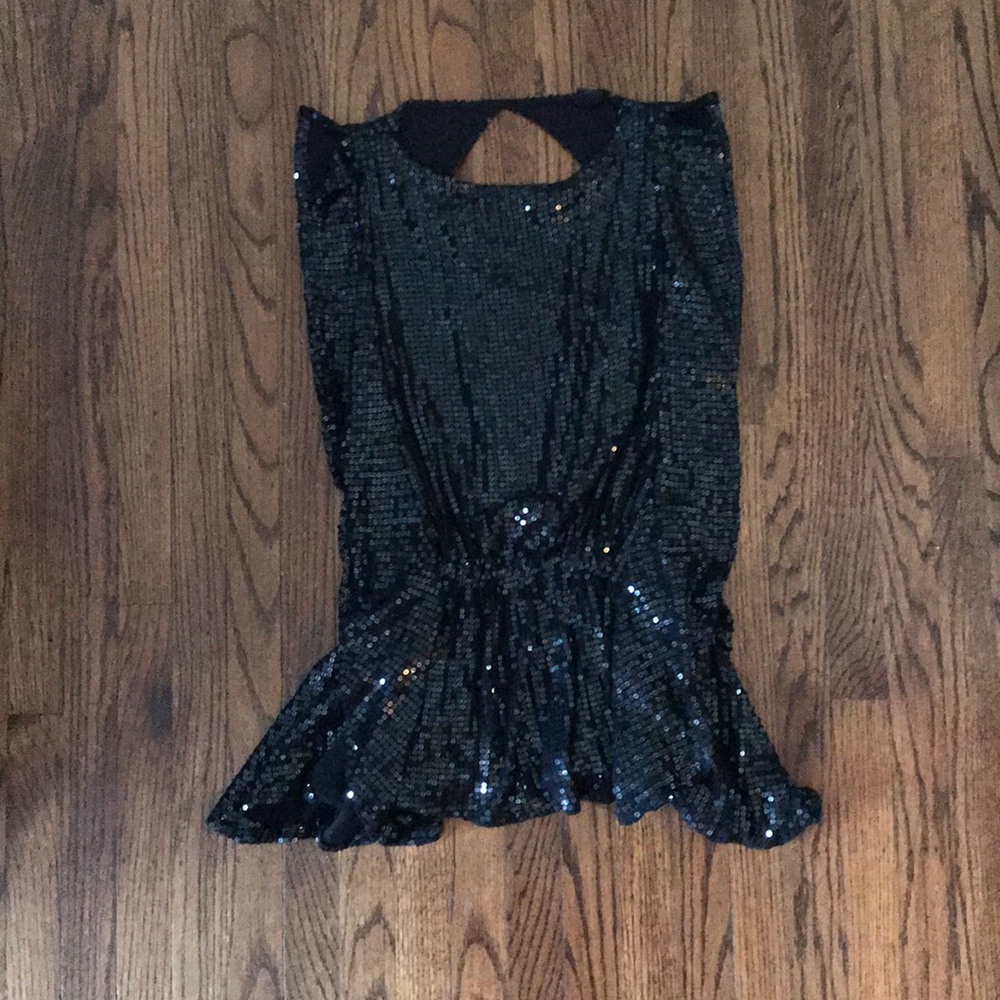 Black sequence top